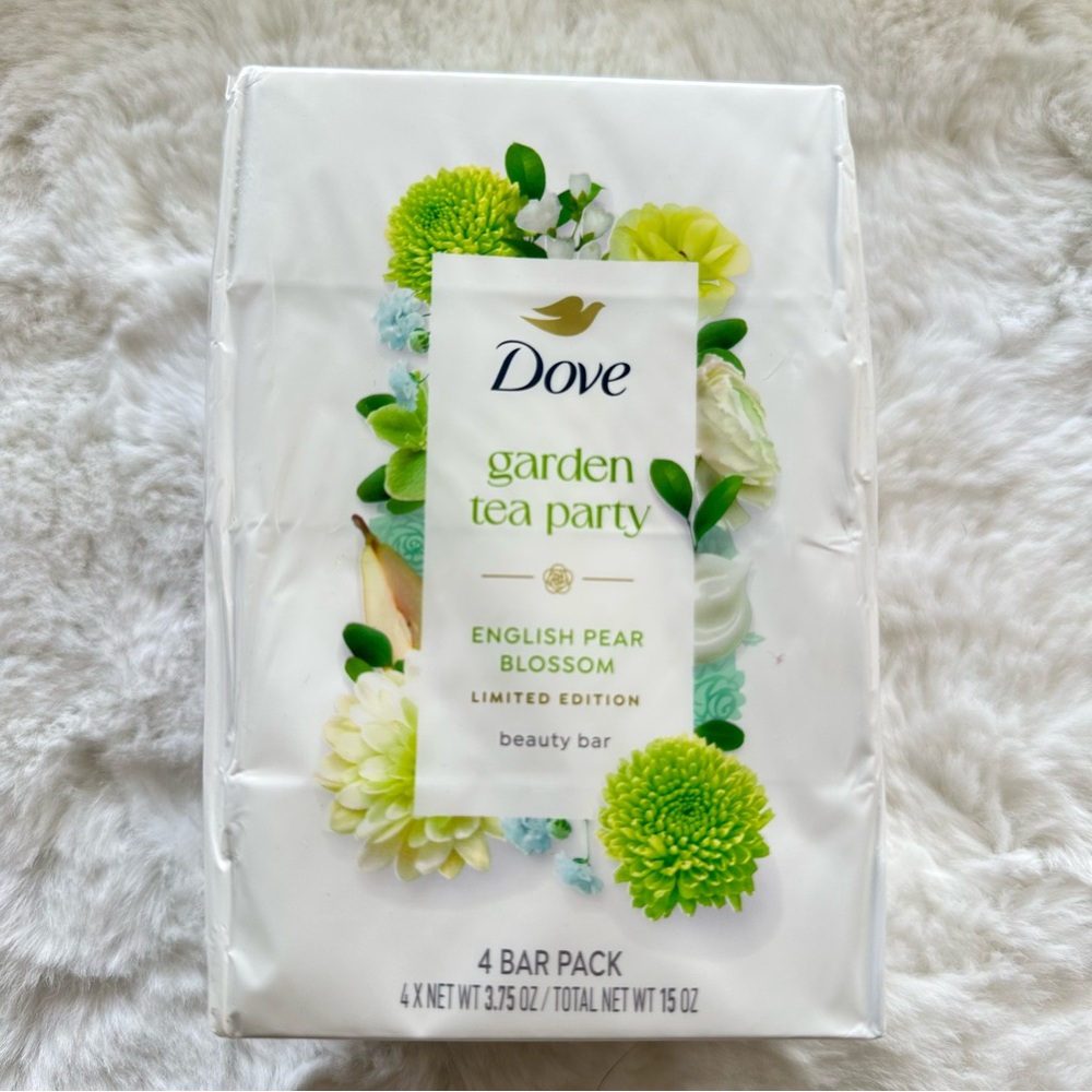 Dove Beauty Bar English Pear Blossom 4 Bars 3.75 oz Limited Edition NEW